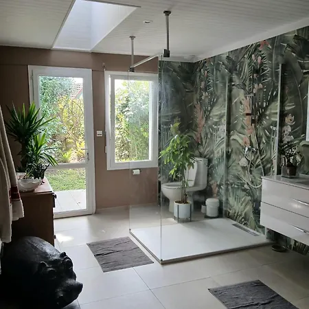 Avec Piscine A Cadre Privilegie A 5 Min Des Plages Villa Biarritz